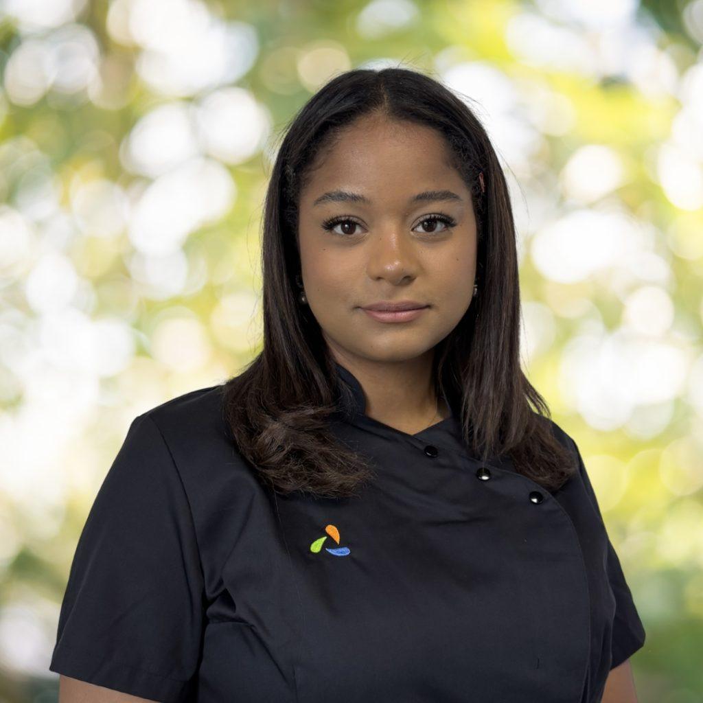 Olivia MOUNKALA Gérante du pôle